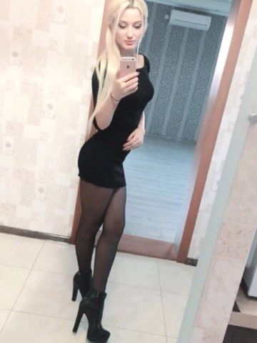 Моника